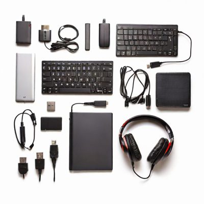 computer-accessories-isolated-white-background_621955-44047